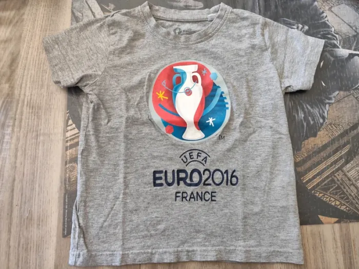 Tee-shirt manches courtes UEFA