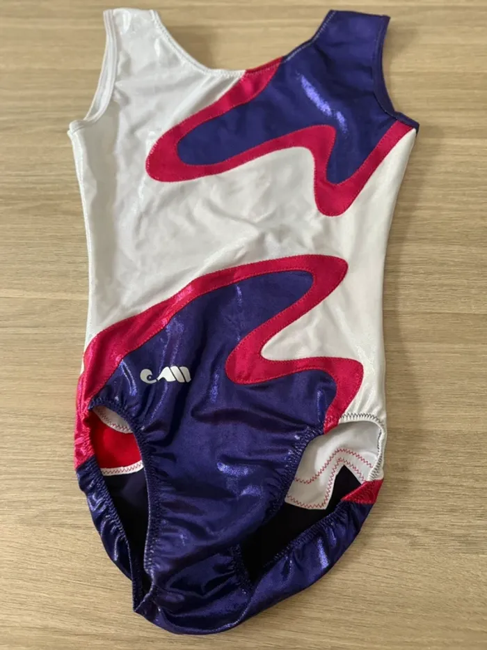 Justaucorps Christian Moreau neuf – Taille 3/L – blanc/violet/rose