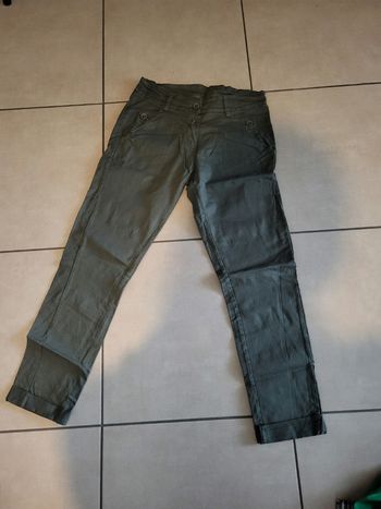 Cargo kaki