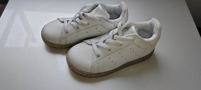 Basket Adidas fille - photo numéro 3