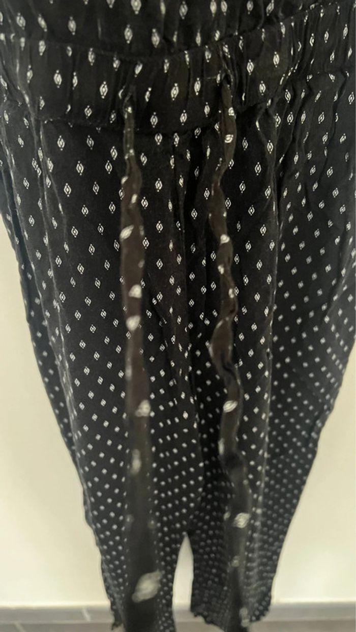 jolie combinaison pantalon couleur marine  en parfait état taille 38 100% viscose up2fashion - photo numéro 8