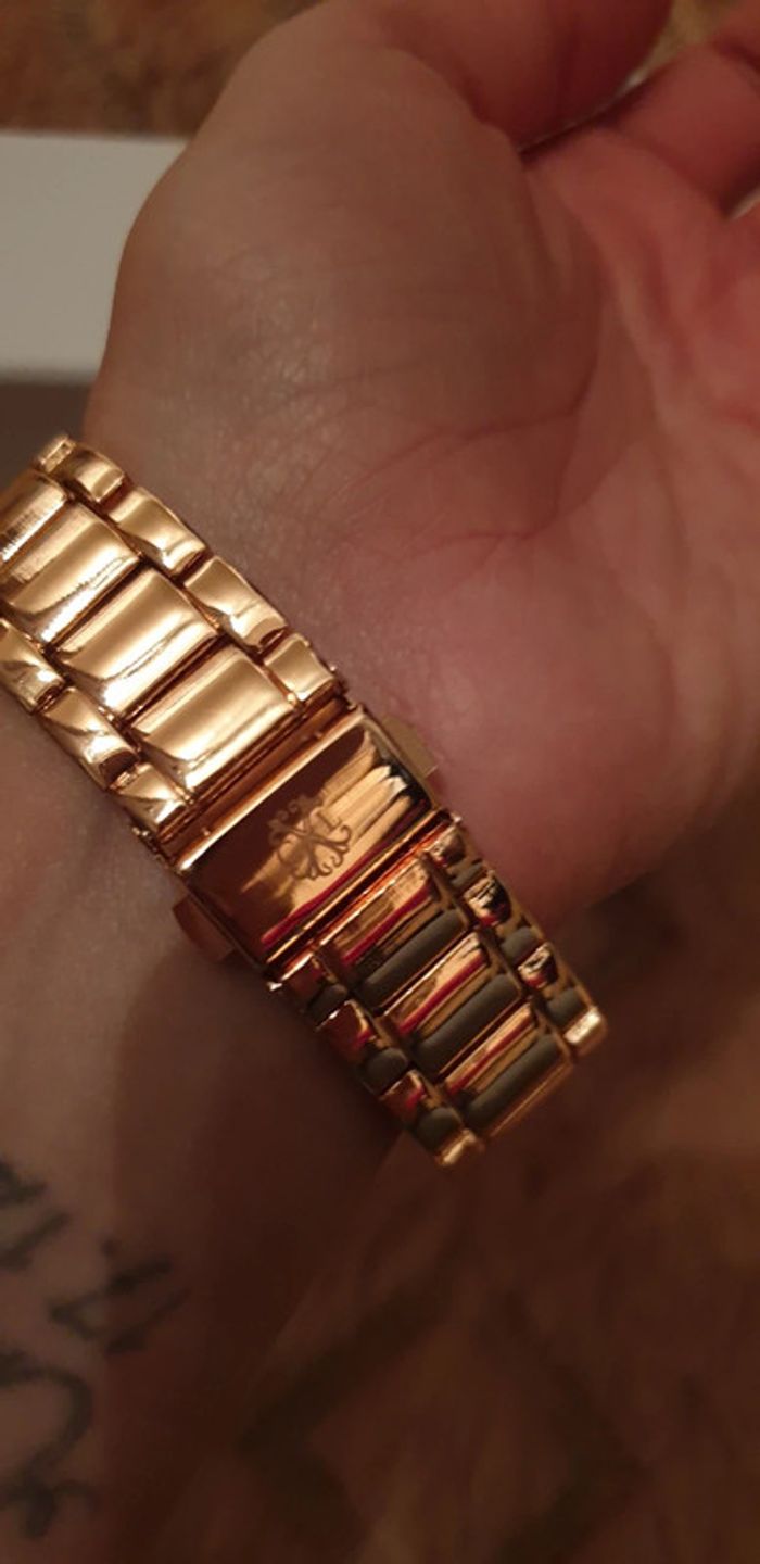 Montre doré rosé Christian Lacroix CXL - photo numéro 9