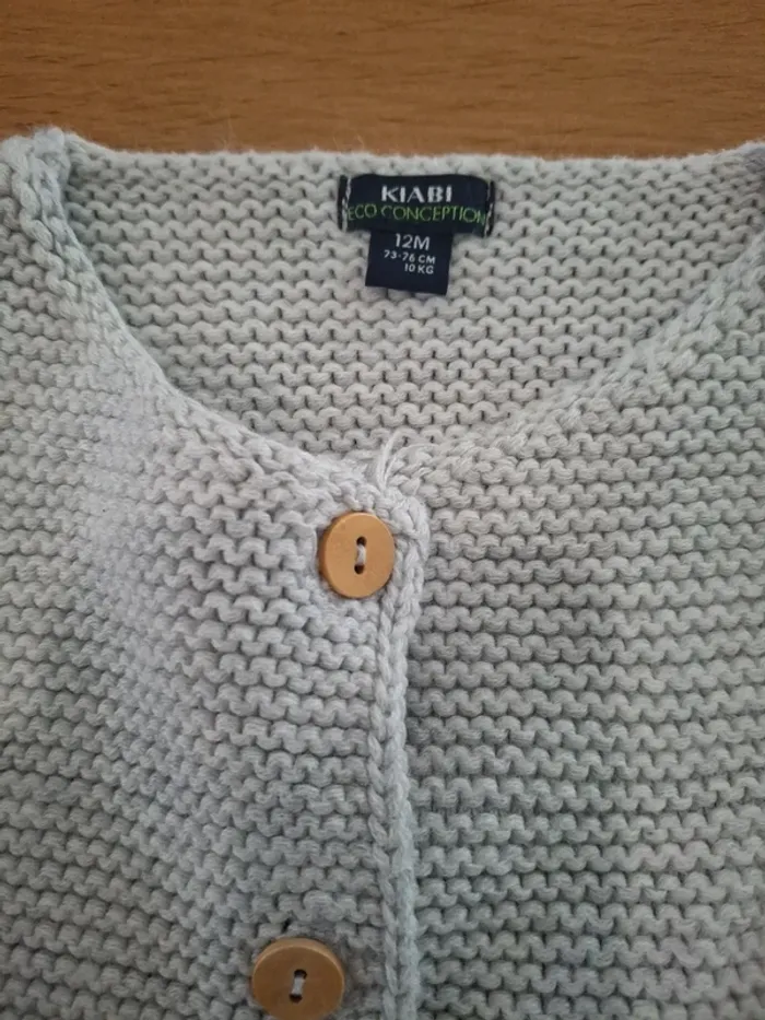 Gilet kiabi neuf 12 mois - photo numéro 3