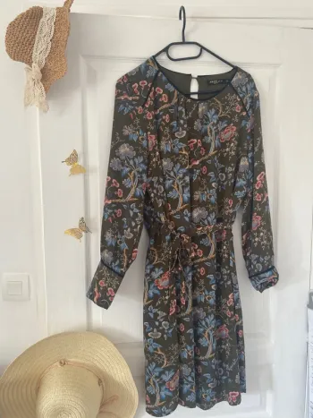 Robe col rond fleurie