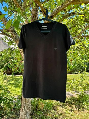 T-shirt || Armani || taille L