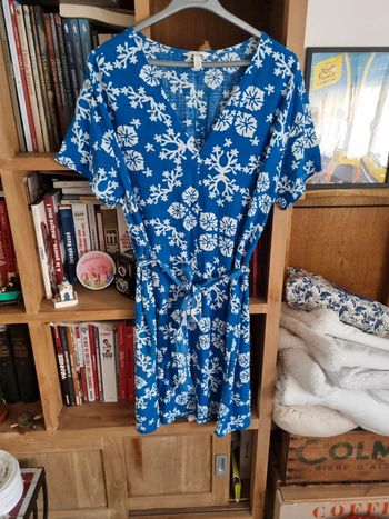 Robe neuve légère bleu vif effet lin taille M