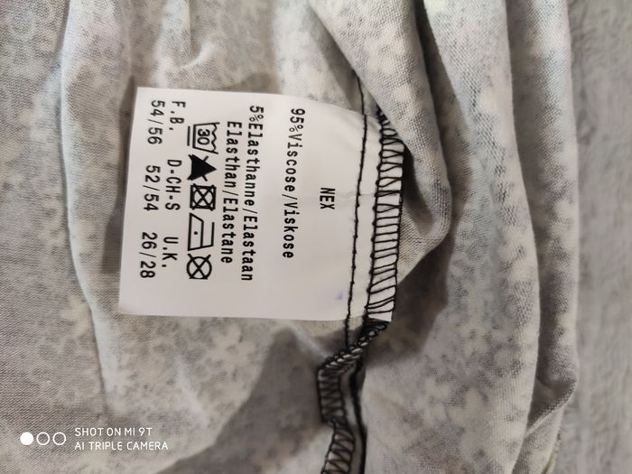 Tee-shirt manches courtes femme taille 54/56 neuf - photo numéro 6