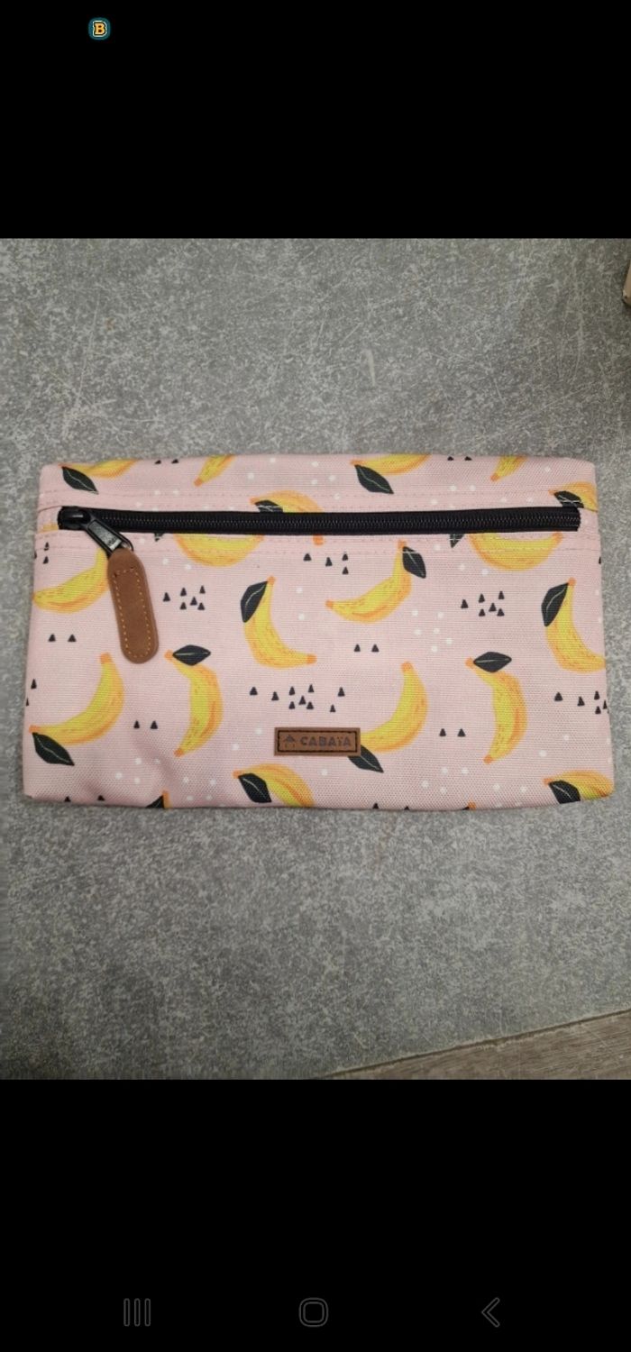 Pochette cabaia