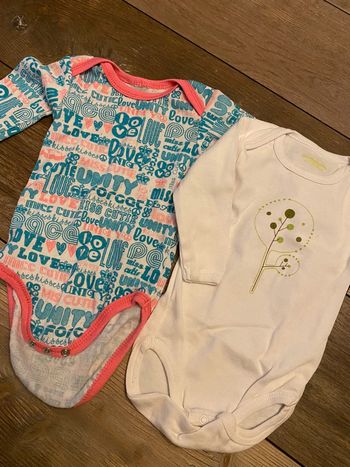 Lot de 2 bodies manches longues 6 mois