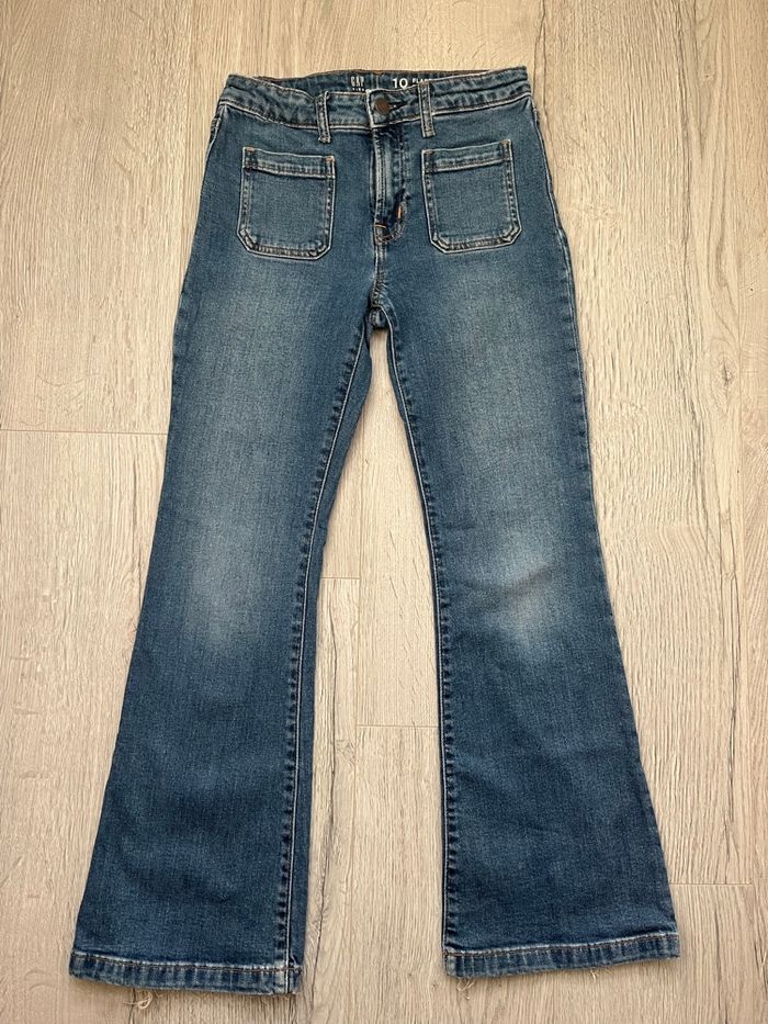 Jean flare GAP – 10 ans / 140 cm – Taille ajustable