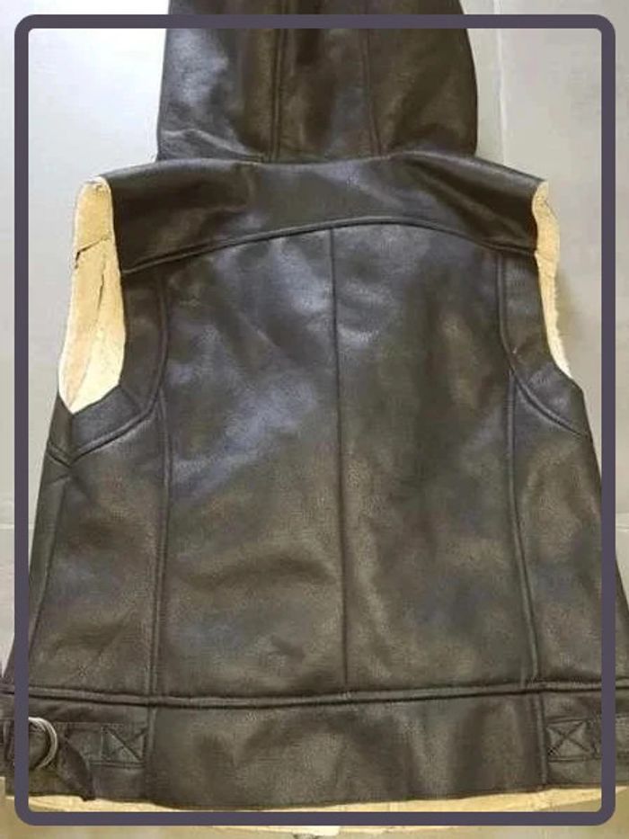 Veste sans  manches "Lea  fashion"  taille M neuf - photo numéro 2