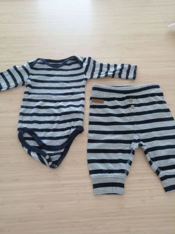 Ensemble body et pantalon 3 mois 100% Coton. La redoute. Très bon état.