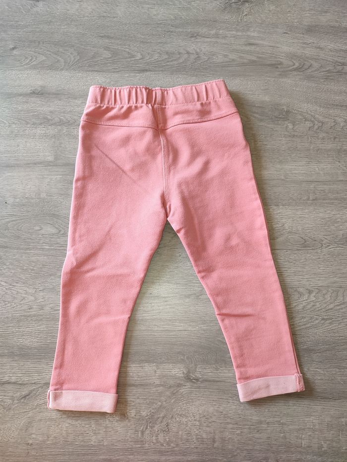 Pantalon fin 2 ans - photo numéro 2