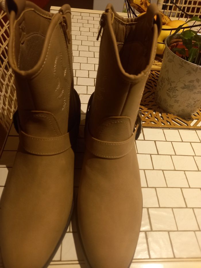 Vend botinne - photo numéro 3