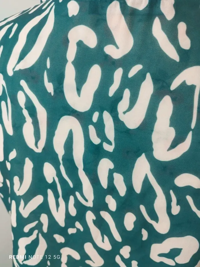 Jolie blouse taille S - photo numéro 5