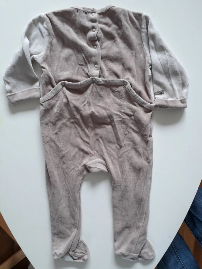 Pyjama 2 ans - photo numéro 2