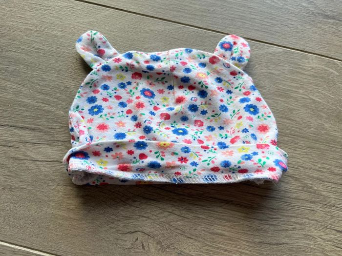 Bonnet de naissance