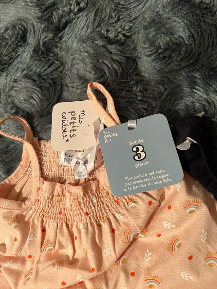 Ensemble bébé - photo numéro 2