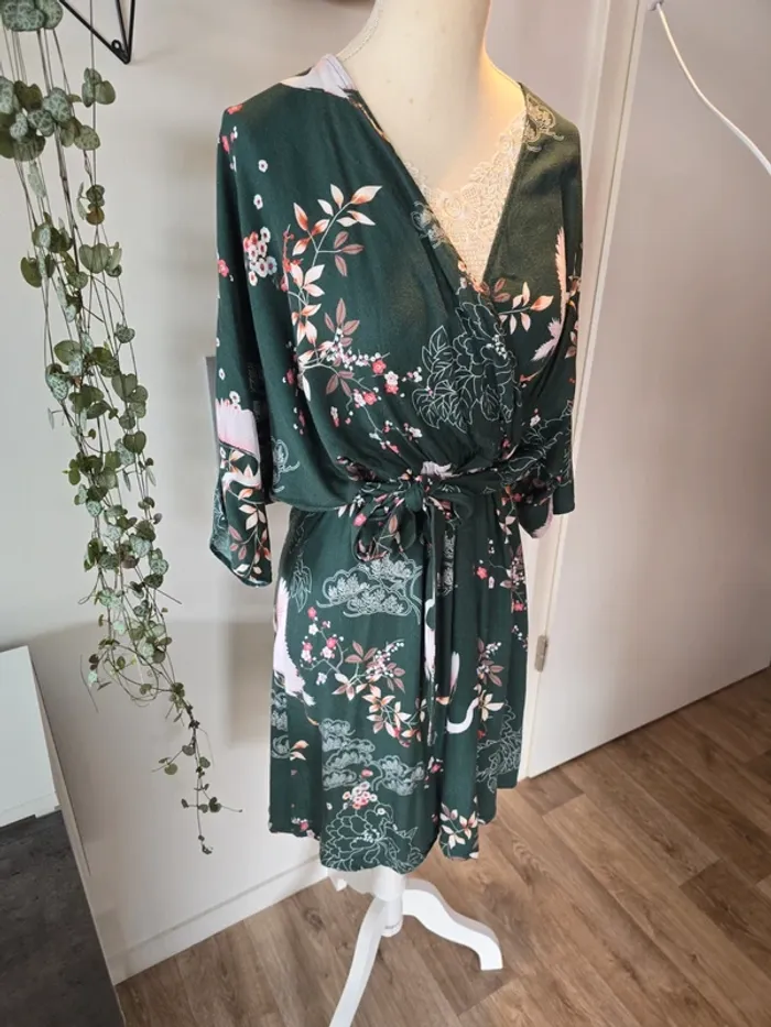 Robe manches chauve-souris - photo numéro 2