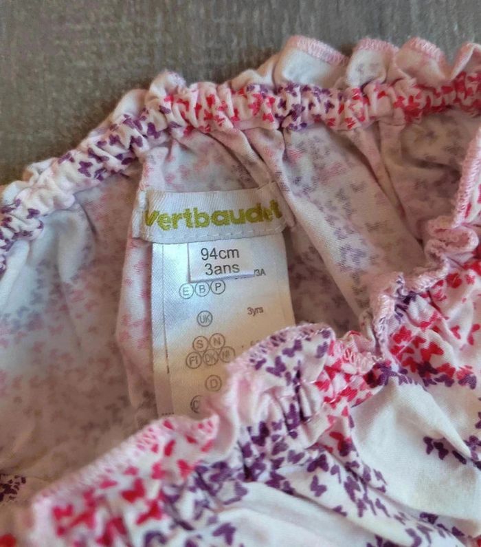 10 € 2 culottes de bain Vertbaudet taille 3 ans - photo numéro 3