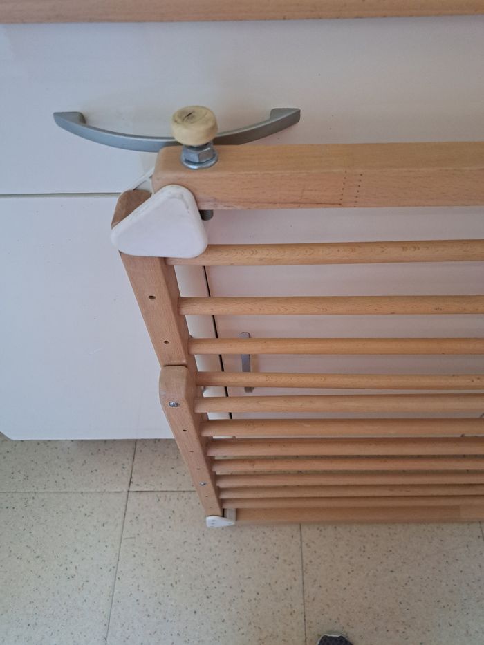 Barrière Sécurité Extensible en bois - photo numéro 6
