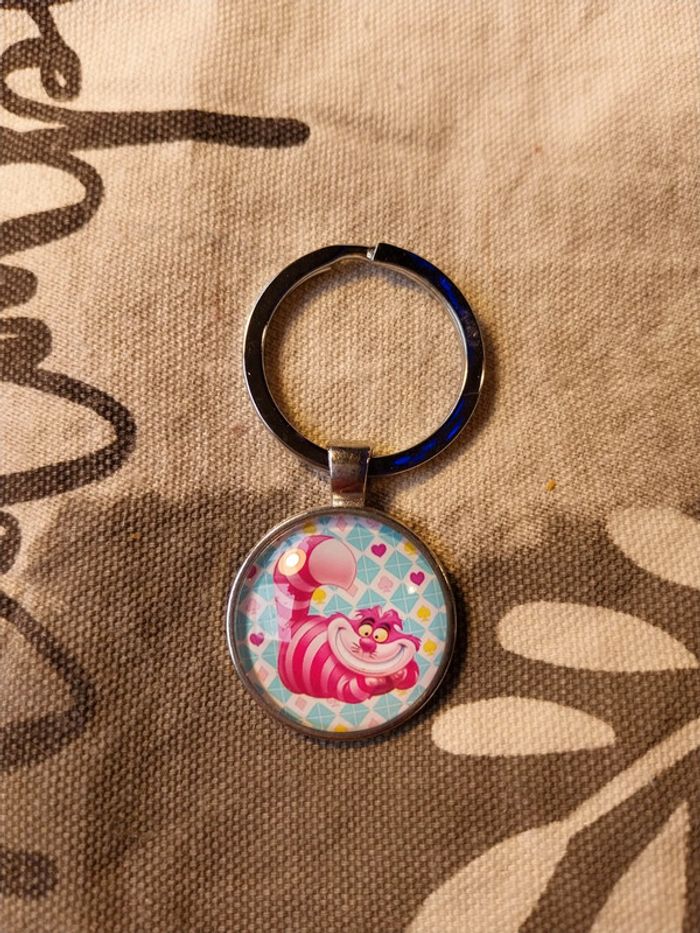 Porte-clés disney cheshire