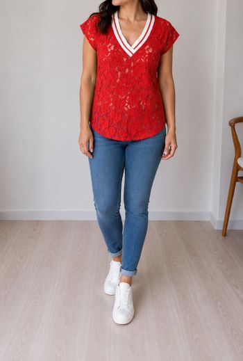 Blouse dentelle rouge Sara John L