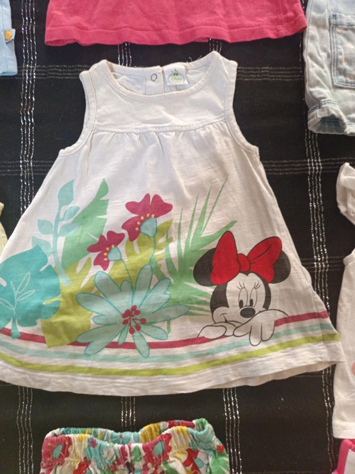 Lot vêtements fille Disney taille 6m - photo numéro 8