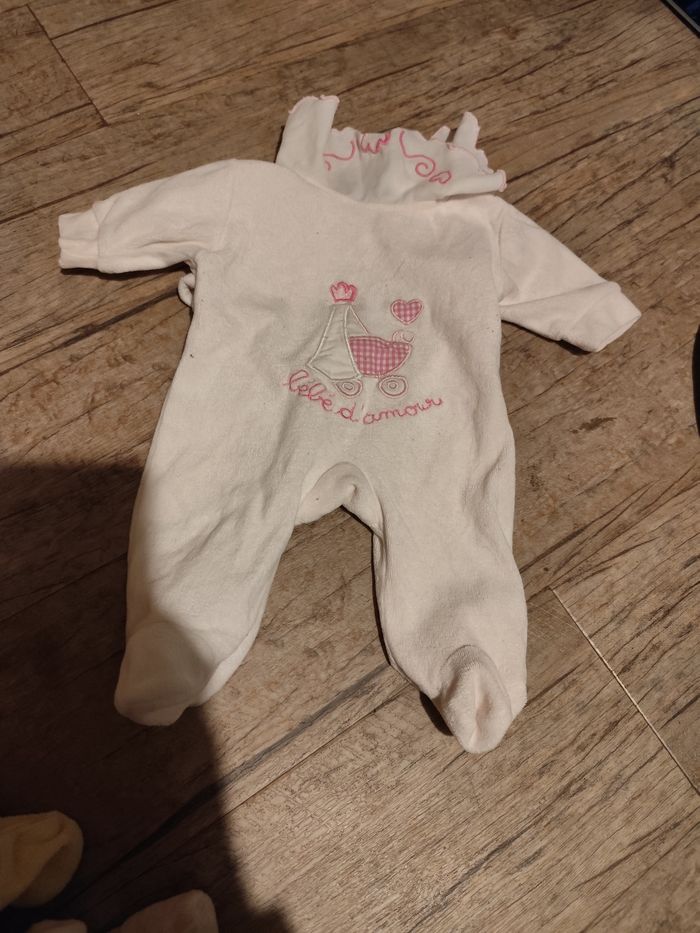 Lot vêtements bébé fille (entre 20 et 25 articles) - photo numéro 5