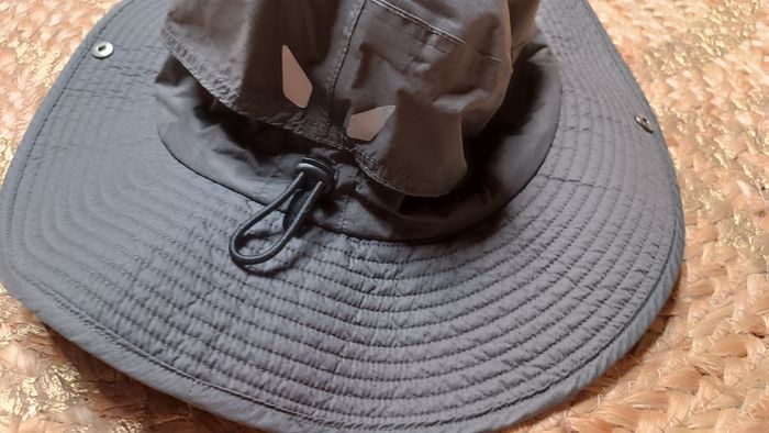 Chapeau bob randonnée Decathlon - photo numéro 3