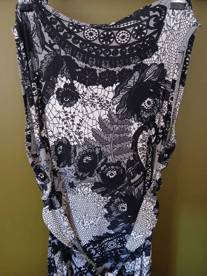 Robe style baroque taille 40 Jacqueline RIU - photo numéro 7