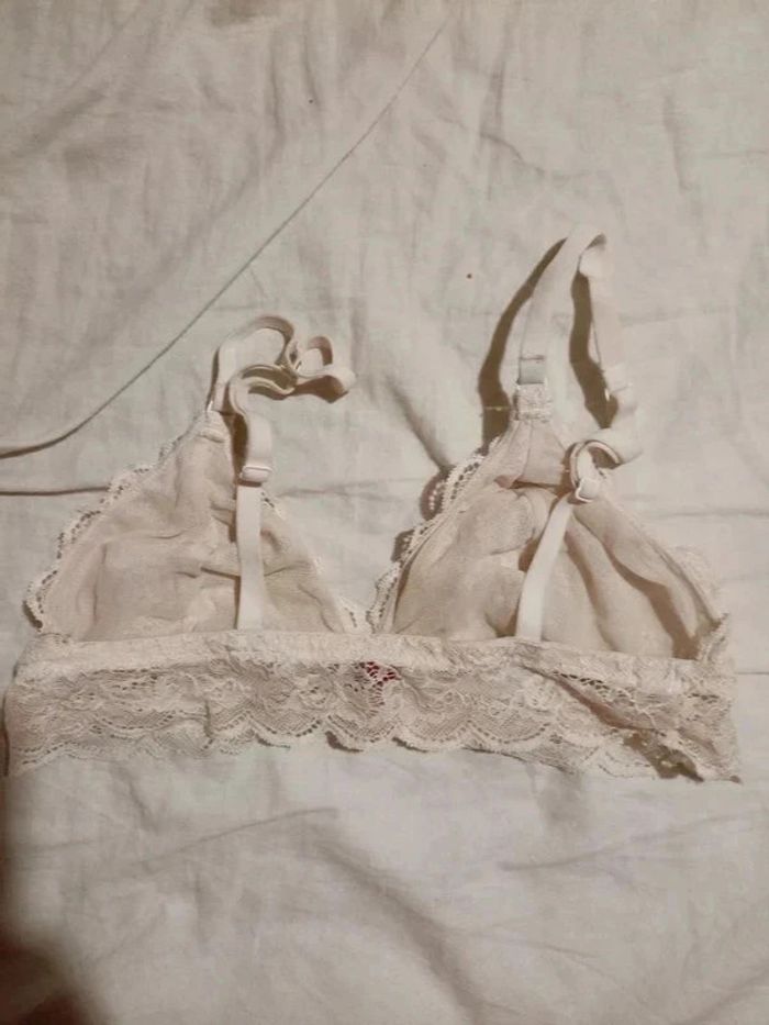 Brassière dentelle taille M - photo numéro 3