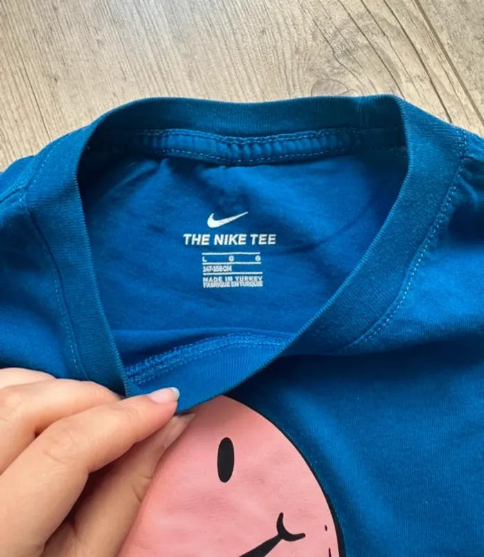 T shirt Nike bleu 13ans - photo numéro 3