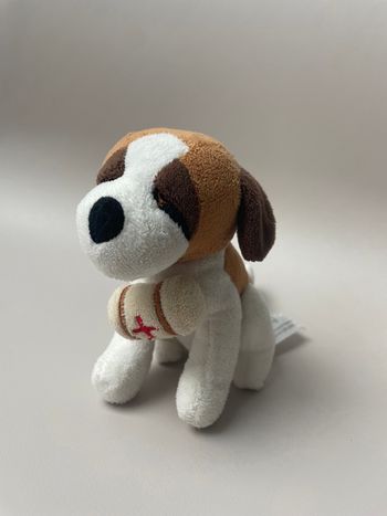 Petite peluche chien saint Bernard 