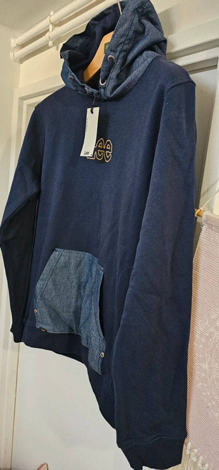 Pull Sweat LEE Régular Fit Taille 14/15 ans