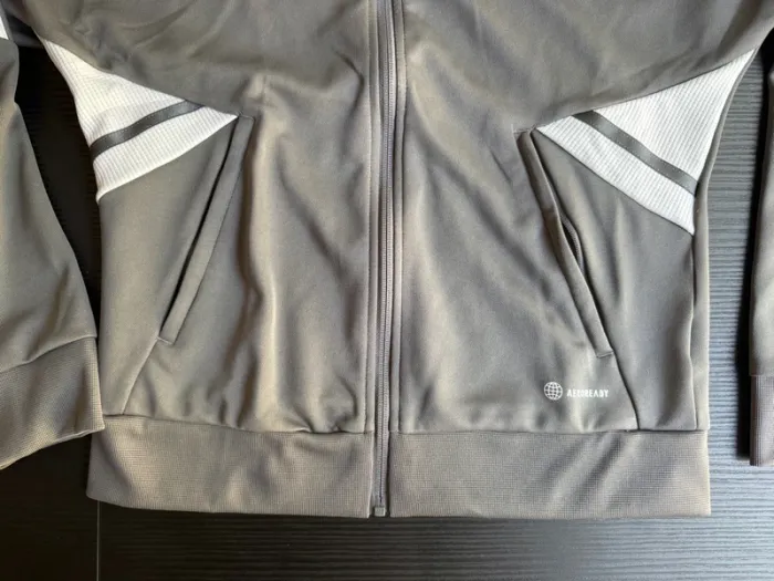 Veste de sport adidas grise - photo numéro 4