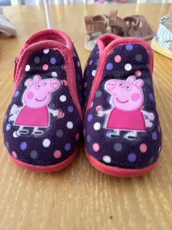 Chaussons peppa pig taille 19