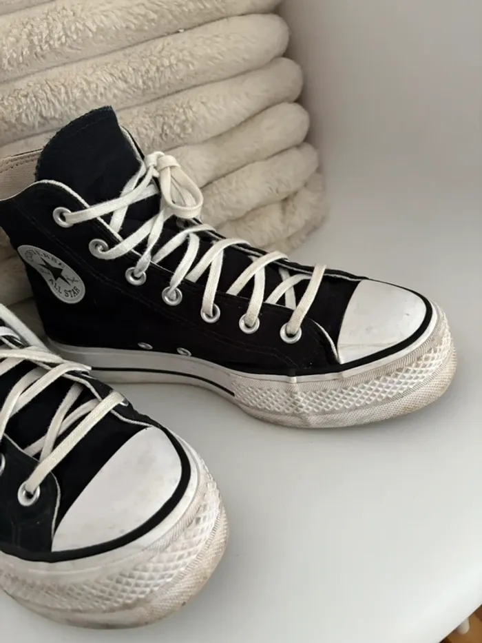 Converse montantes plateformes - noires - photo numéro 3