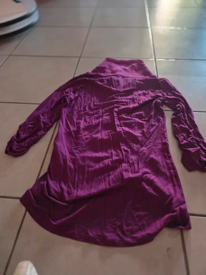Tee shirt manche longue Taille S - photo numéro 2