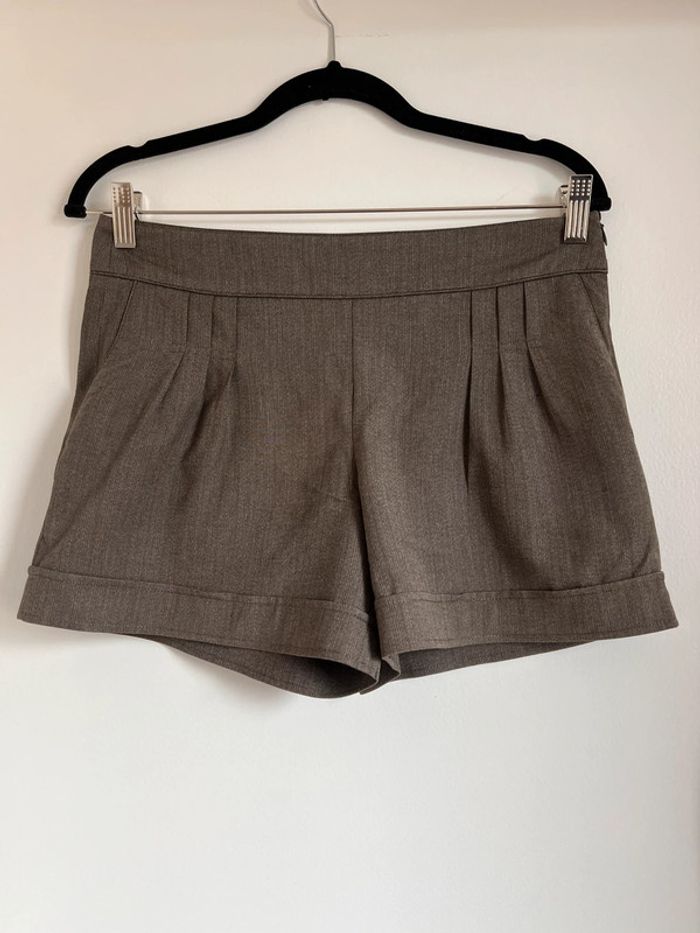 Short gris taupe Naf Naf taille 38