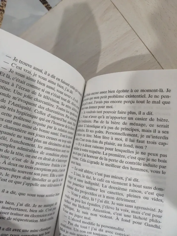 Livre série noire Gallimard le jardin du bossu Franz Bartelt - photo numéro 8