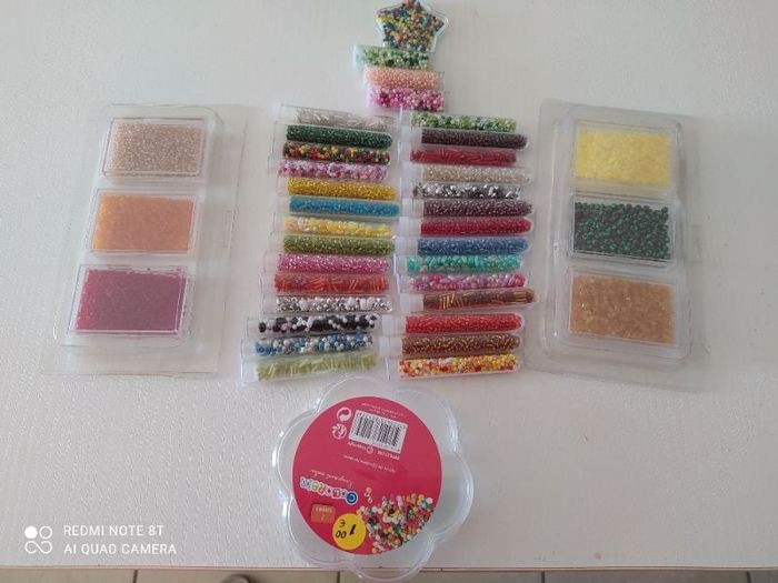 grand lot de perles multicolore pour loisirs créatif neuve