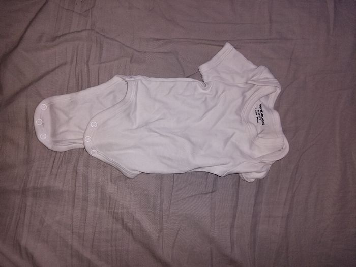 Lot de pyjamas et bodies été - photo numéro 5