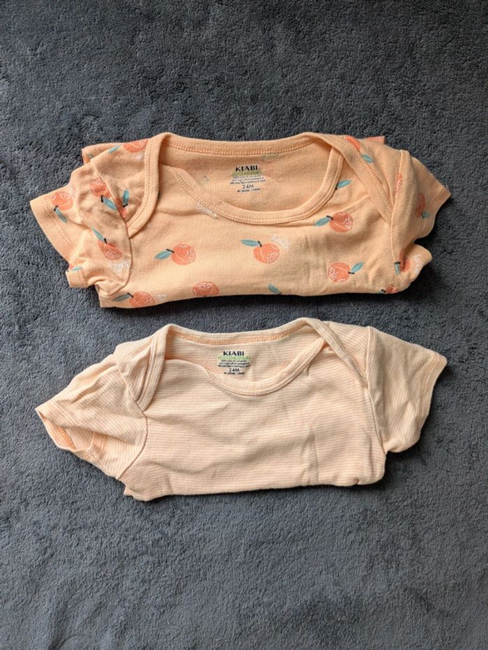 Lot de 2 bodies Kiabi 24 mois