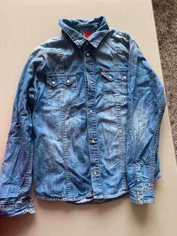 Chemise en jeans