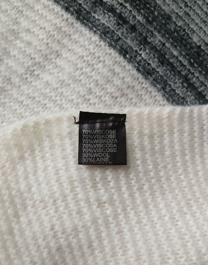 Écharpe 
Dimensions : 184 cm x 50 cm - photo numéro 4