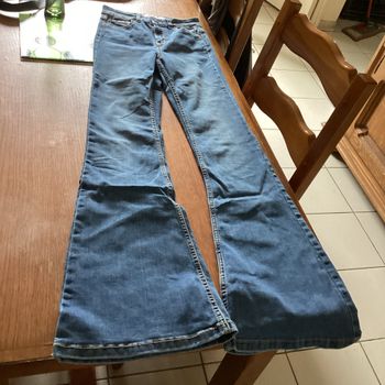 Jeans femme patte d’éléphant taille 32