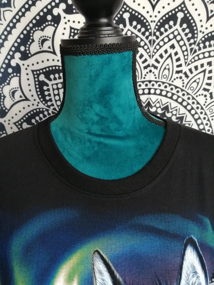 Tee-shirt noir mixte imprimé loup aurores boréales devant et dos / rock eagle / (34-36) - photo numéro 3