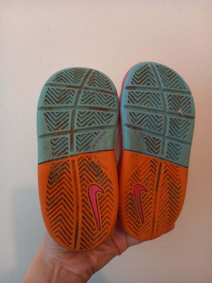 Baskets nike - photo numéro 4