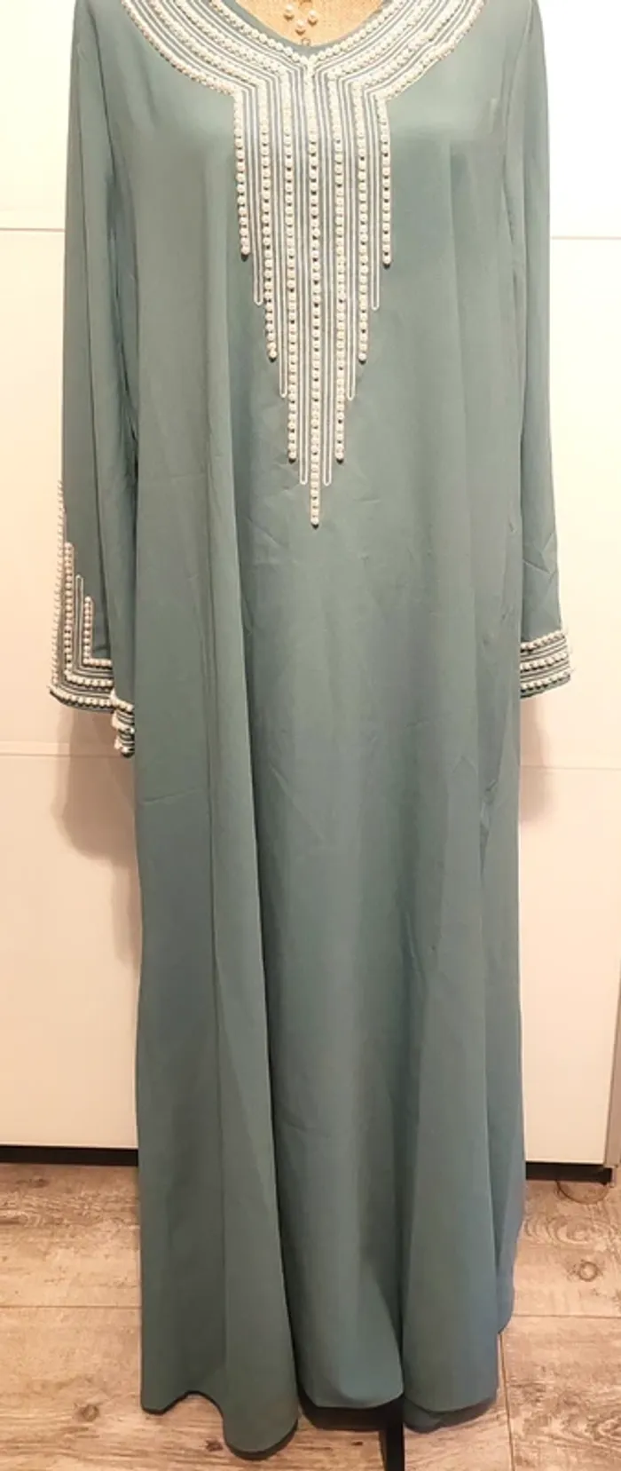 Robe taille XL - photo numéro 2